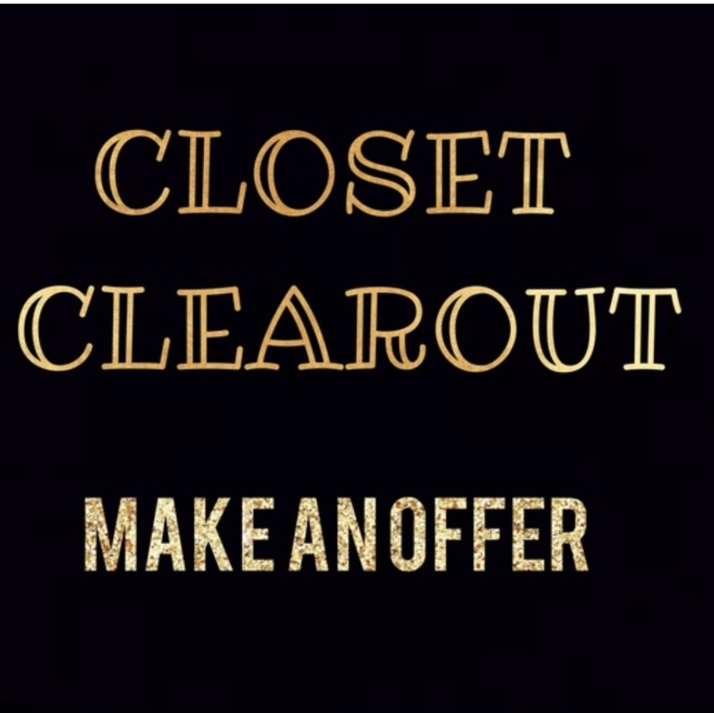 Closet clearout 🤓 Closing Out Soon